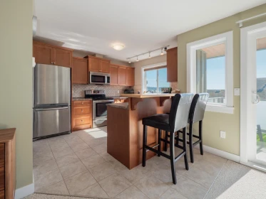 Kitchen Island Photo of 5878 Medusa Street, Sechelt, BC