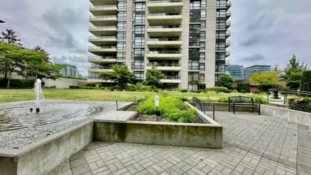 Front Yard Photo of 902 8160 Lansdowne Road, Richmond, BC