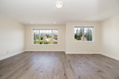 Hallway Photo of 3398 Plateau Boulevard, Coquitlam, BC