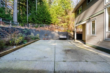 Laundry Room Photo of 3398 Plateau Boulevard, Coquitlam, BC