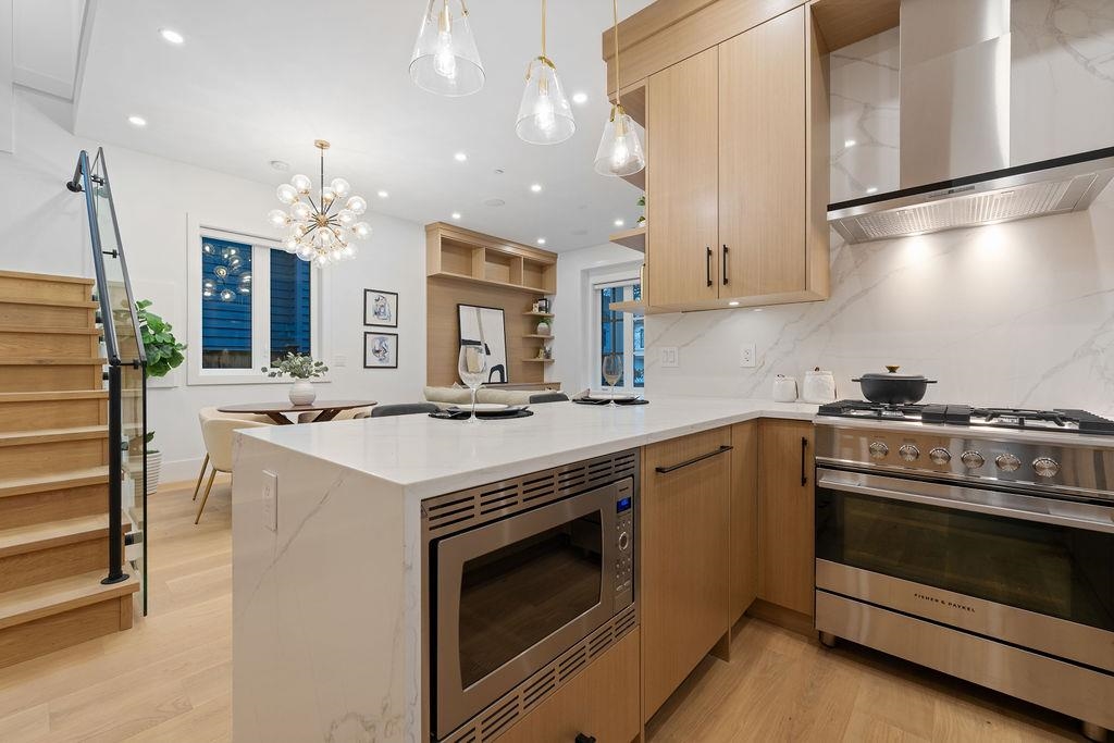 Bedroom 4 Photo of 1 1166 E 11th Avenue, Vancouver, BC