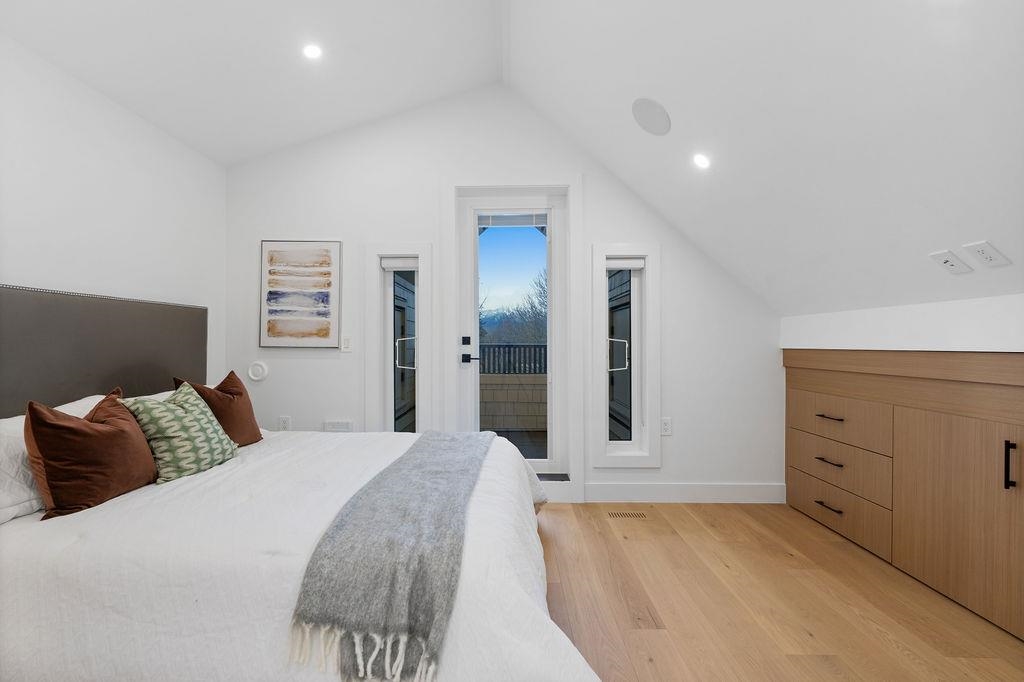 Garden / Landscaping Photo of 1 1166 E 11th Avenue, Vancouver, BC