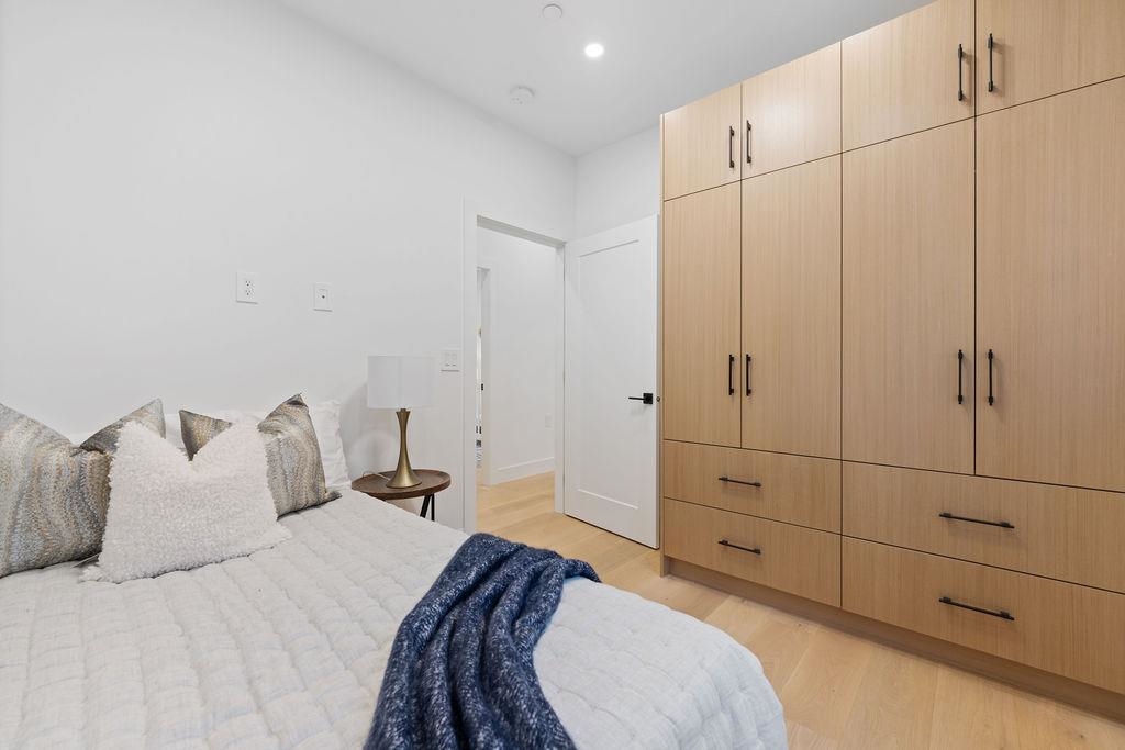 Outdoor Patio Photo of 1 1166 E 11th Avenue, Vancouver, BC