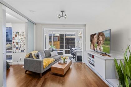 705 565 Smithe Street, Vancouver, BC, Vancouver — Apartment/Condo for sale
