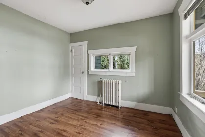 Bedroom 3 Photo of 2336 Rindall Avenue, Port Coquitlam, BC