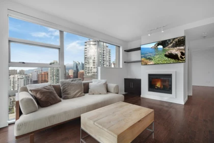 Dining Area Photo of 2404 1225 Richards Street, Vancouver, BC