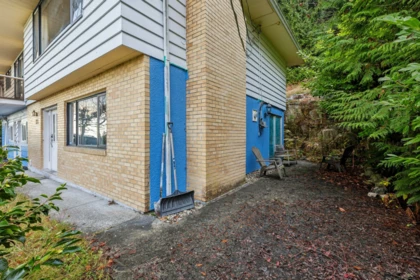 Outdoor Kitchen Photo of 556 Ballantree Road, West Vancouver, BC