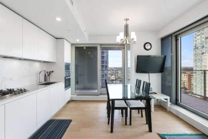 1205 1480 Howe Street, Vancouver, BC