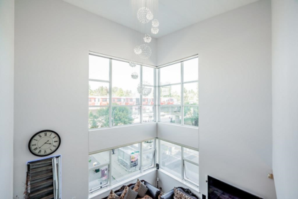 Breakfast Nook Photo of 304 2225 Holdom Avenue, Burnaby, BC