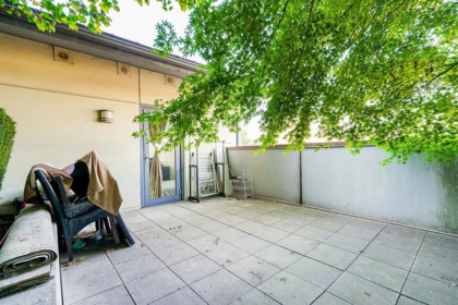 Front Yard Photo of 304 2225 Holdom Avenue, Burnaby, BC