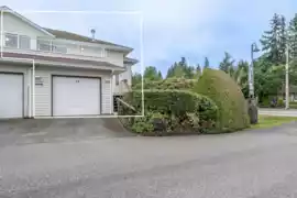 18 5610 Trail Avenue, Sechelt, BC