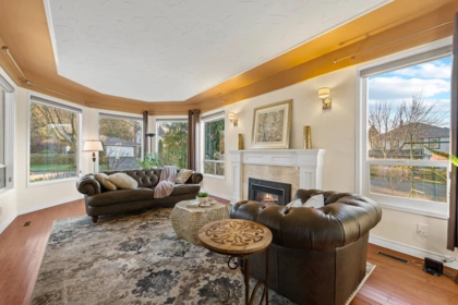 Kitchen Photo of 1911 131 Street, Surrey, BC