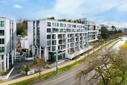104 4932 Cambie Street, Vancouver, BC, Vancouver — Apartment/Condo for sale