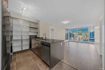 1002 2980 Atlantic Avenue, Coquitlam, BC, Coquitlam — Apartment/Condo for sale