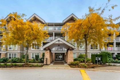301 6430 194 Street, Surrey, BC, Surrey — Apartment/Condo for sale