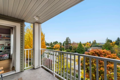 Guest Bathroom Photo of 301 6430 194 Street, Surrey, BC