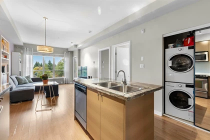 Kitchen Photo of 301 6430 194 Street, Surrey, BC