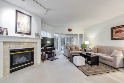 207 1255 Best Street, White Rock, BC, White Rock — Apartment/Condo for sale