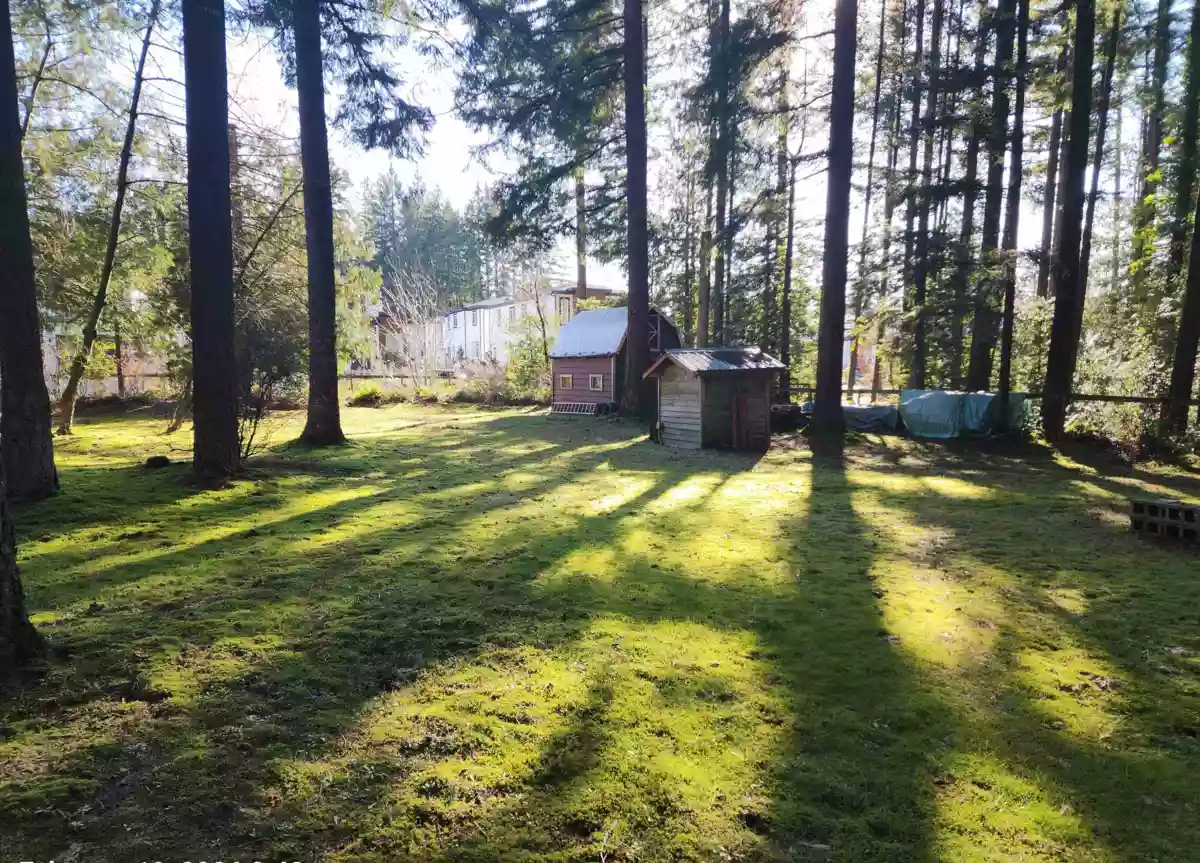 Kitchen Island Photo of 20126 28 Avenue, Langley, BC