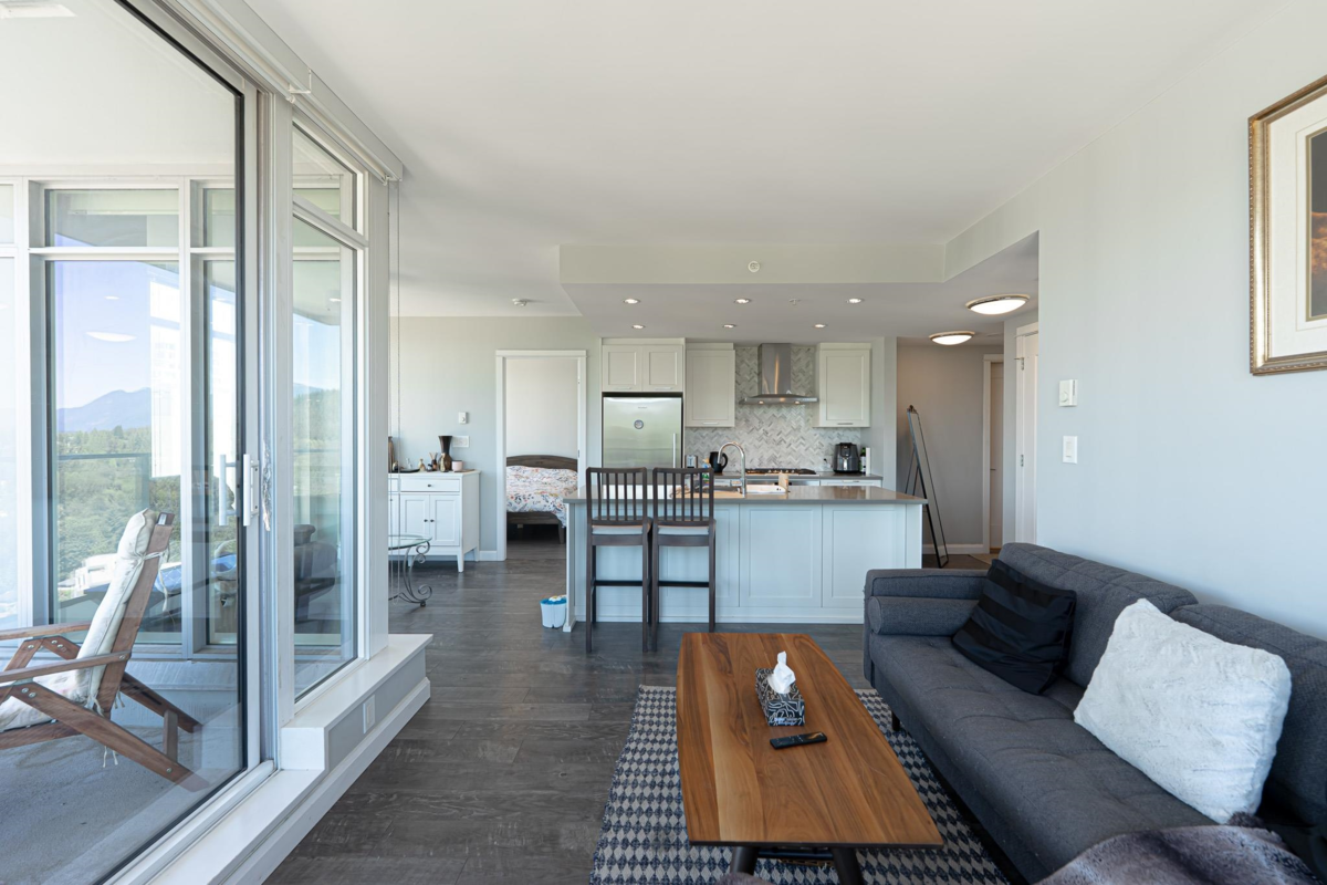 Primary Bathroom Photo of 2105 520 Como Lake Avenue, Coquitlam, BC