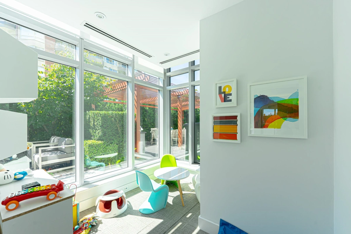 Swimming Pool Photo of 2105 520 Como Lake Avenue, Coquitlam, BC