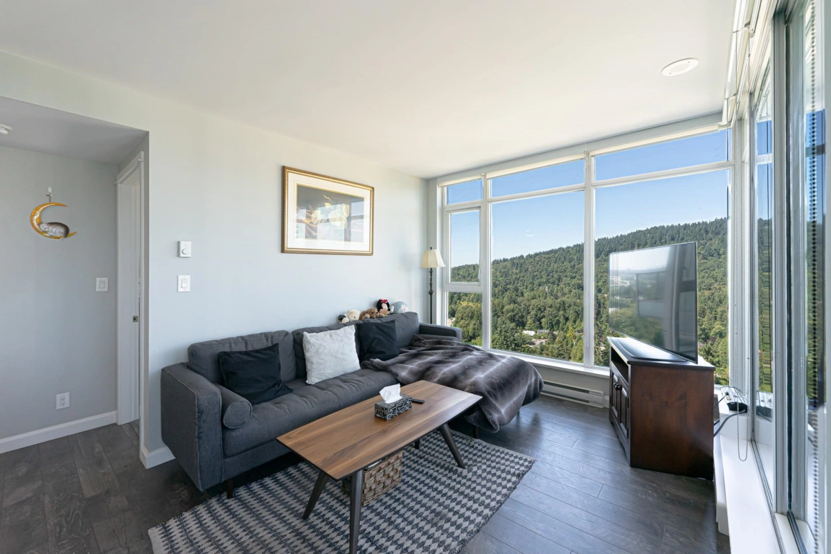 Walk-In Closet Photo of 2105 520 Como Lake Avenue, Coquitlam, BC