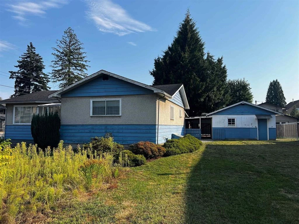 Backyard Photo of 3047 Oxford Street, Port Coquitlam, BC