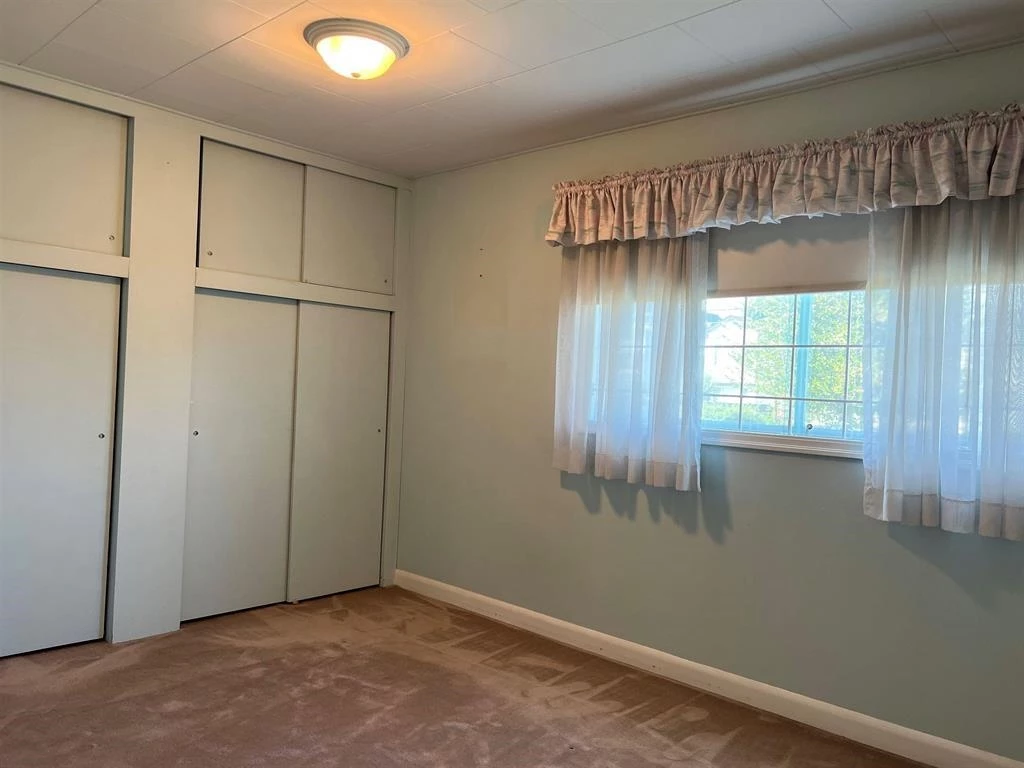 Bedroom 3 Photo of 3047 Oxford Street, Port Coquitlam, BC