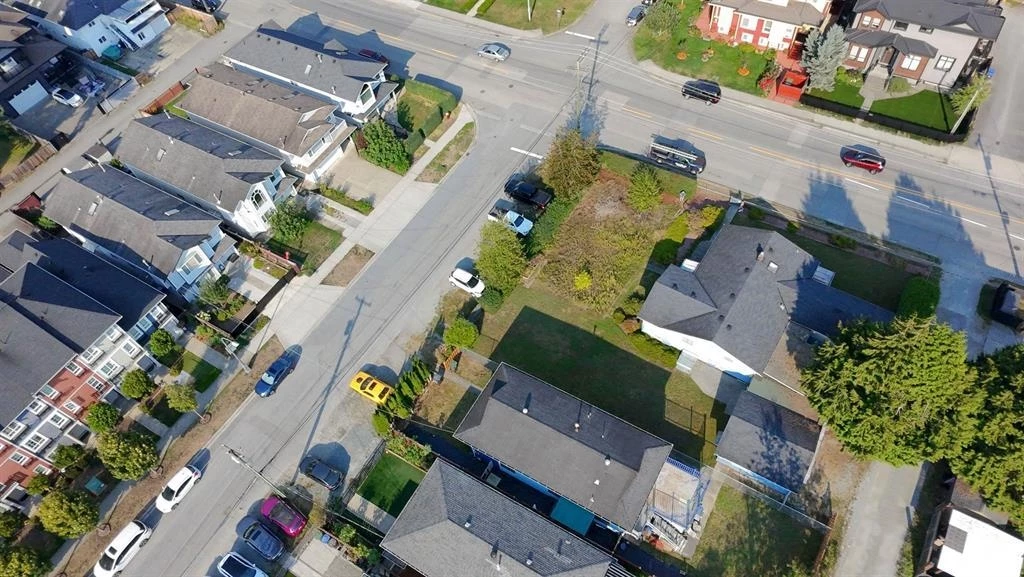 Front Yard Photo of 3047 Oxford Street, Port Coquitlam, BC
