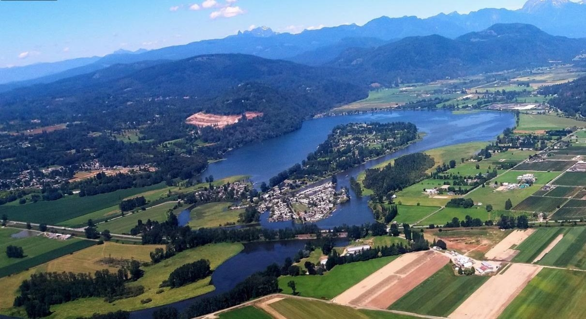 Kitchen Island Photo of 302 8400 Shook Road, Mission, BC