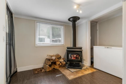 Hallway Photo of 17 3942 Columbia Valley Road, Chilliwack, BC