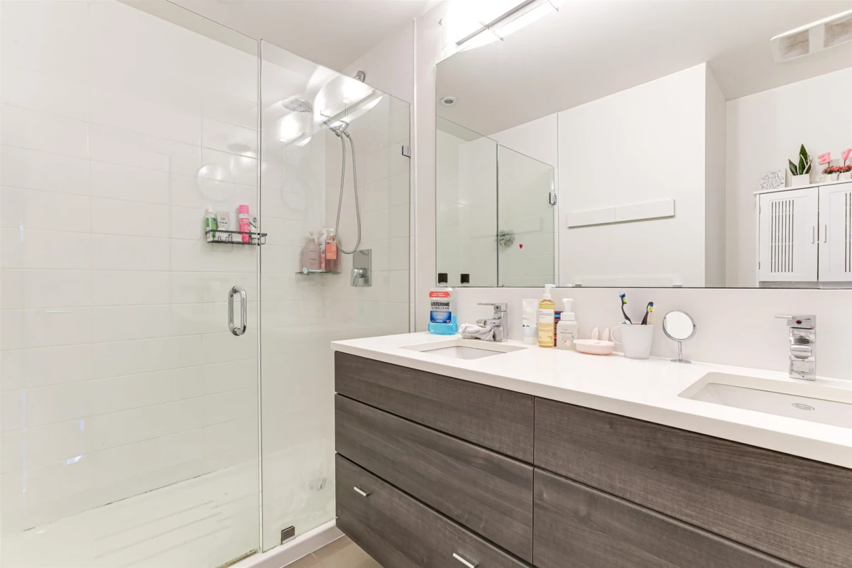 Bedroom 4 Photo of 205 13925 Fraser Highway, Surrey, BC