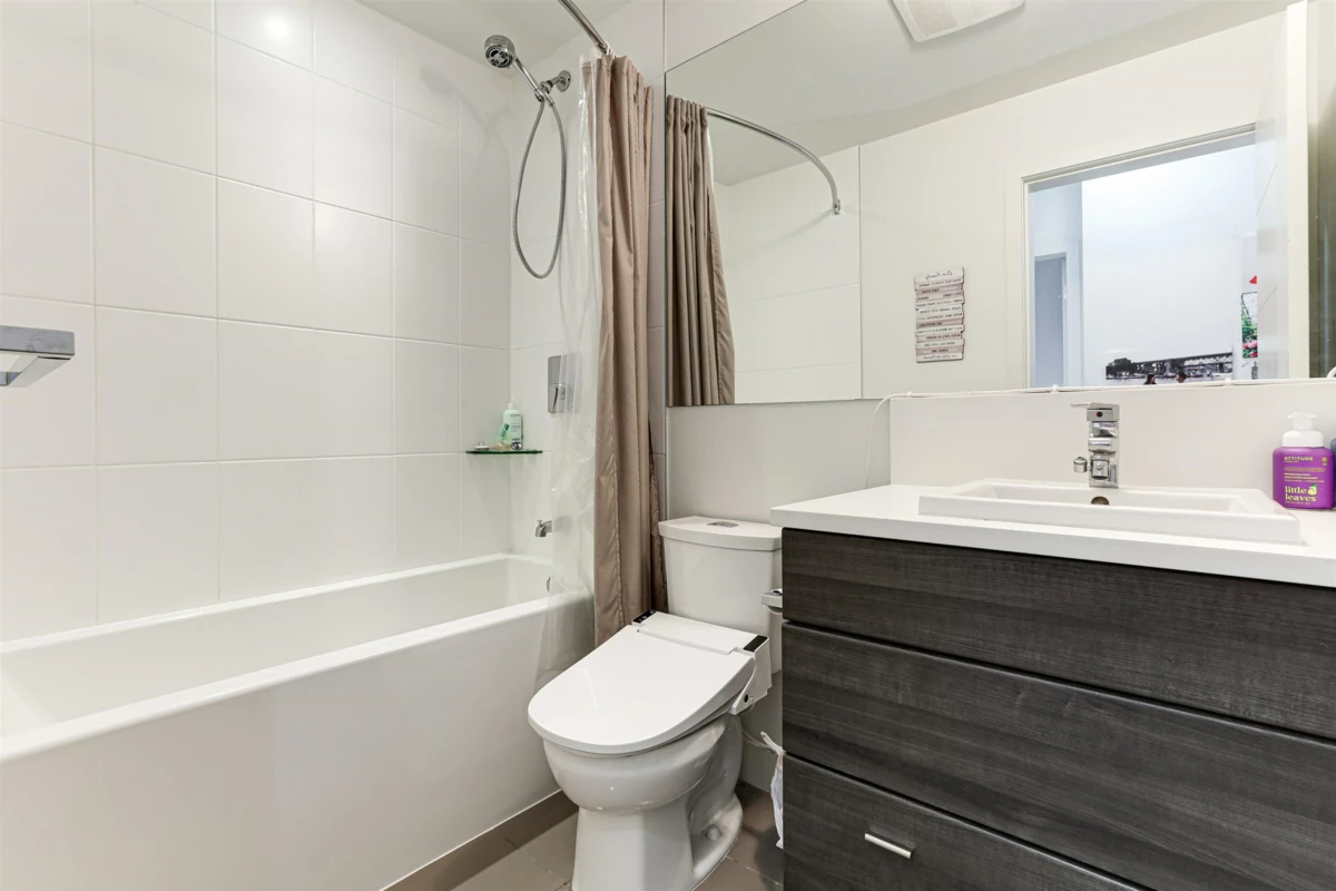 Loft / Bonus Room Photo of 205 13925 Fraser Highway, Surrey, BC