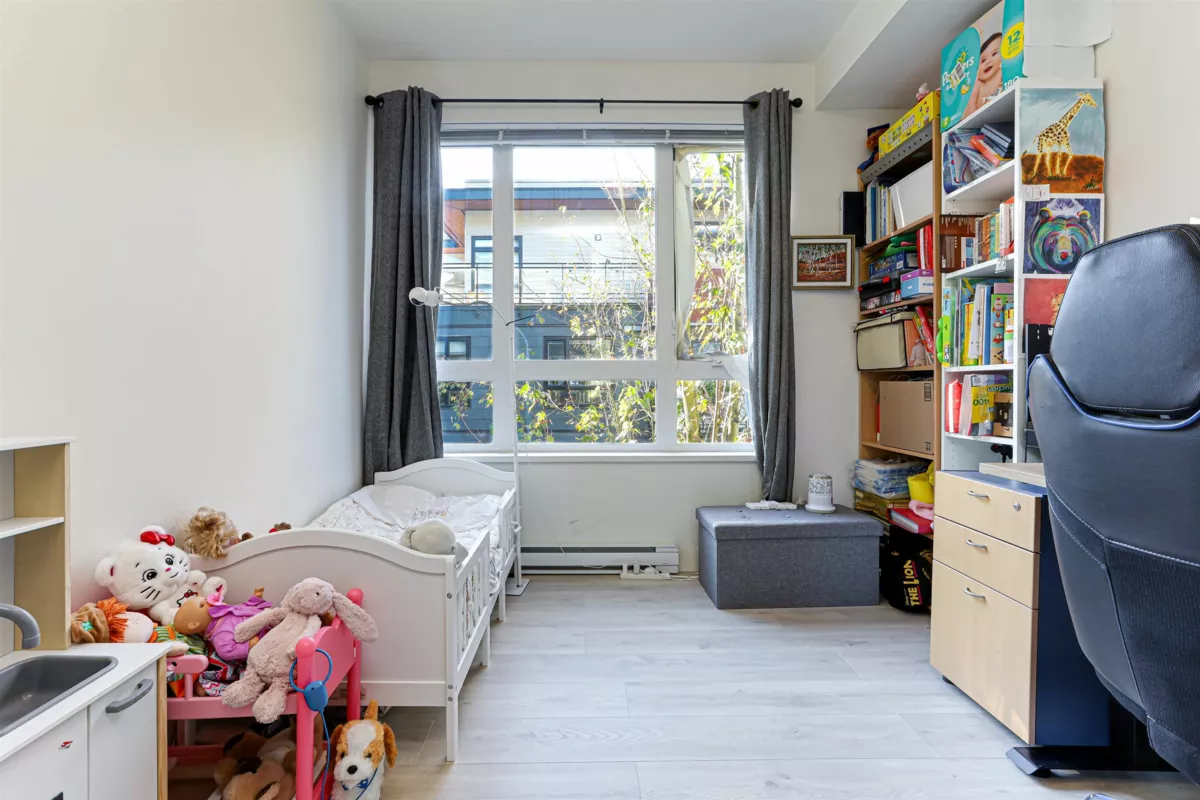 Powder Room Photo of 205 13925 Fraser Highway, Surrey, BC