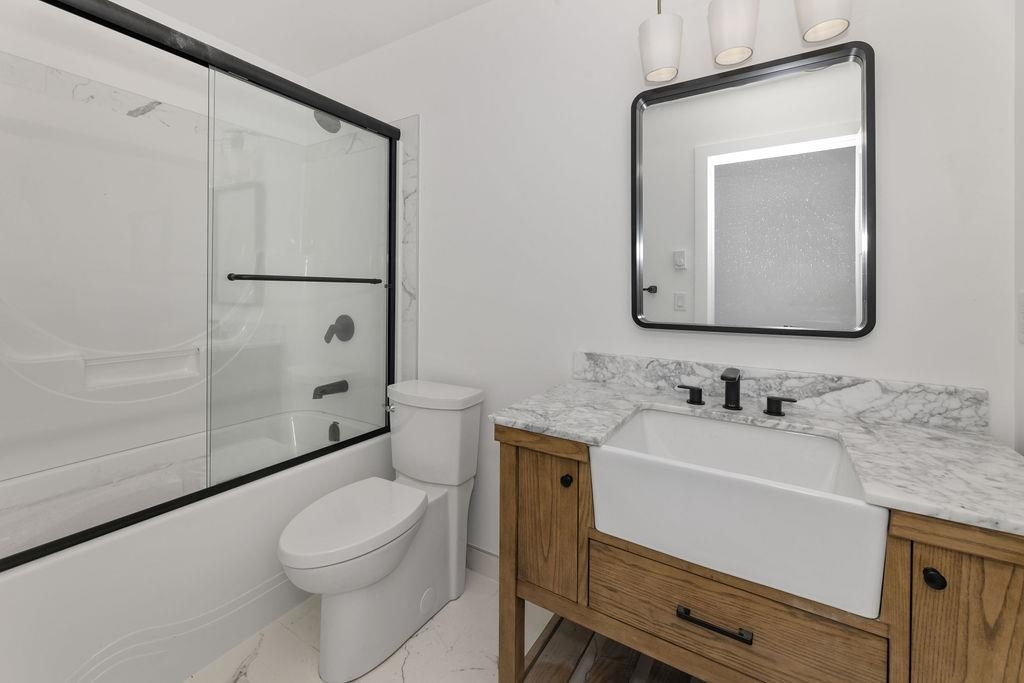 Garage Interior Photo of 6315 Burdett Road, Sechelt, BC