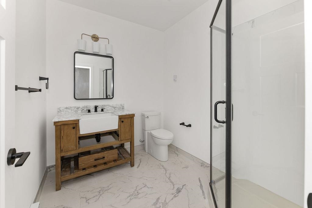 Hot Tub / Spa Photo of 6315 Burdett Road, Sechelt, BC