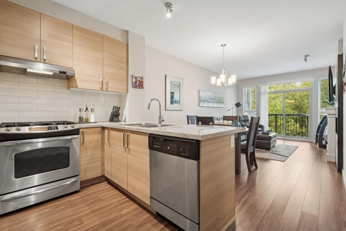 Basement Recreation Room Photo of 302 1150 Kensal Place, Coquitlam, BC