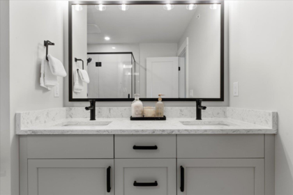 Guest Bathroom Photo of 7 46106 Riverside Drive, Chilliwack, BC