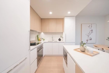 205 585 Kemsley Avenue, Coquitlam, BC, Coquitlam — Apartment/Condo for sale