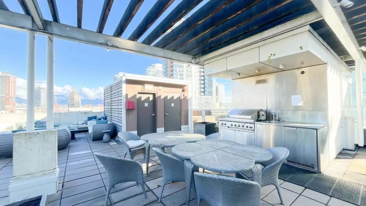 Primary Bedroom Photo of 905 161 W Georgia Street, Vancouver, BC