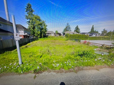 7151 No. 2 Road, Richmond, BC, Woodwards —  bed land for sale