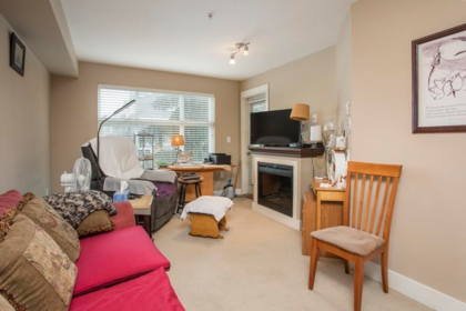 Kitchen Island Photo of 309 2515 Park Drive, Abbotsford, BC