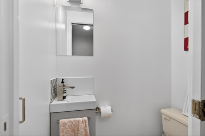 Walk-In Closet Photo of 311 1922 W 7th Avenue, Vancouver, BC