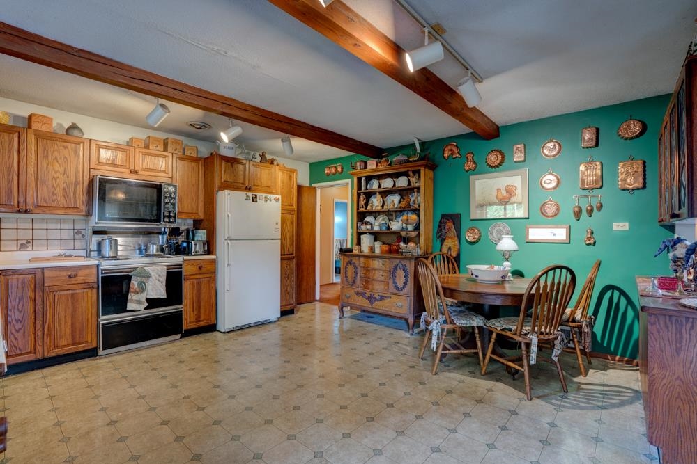 Primary Bedroom Photo of 1827 Harbour Street, Port Coquitlam, BC