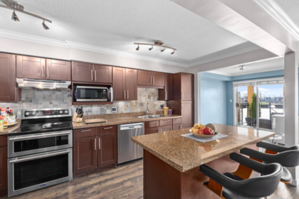 Breakfast Nook Photo of 312 6 Renaissance Square, New Westminster, BC