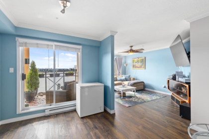 Pantry Photo of 312 6 Renaissance Square, New Westminster, BC