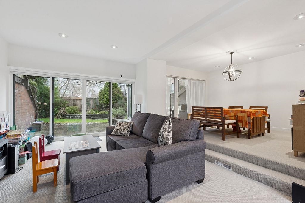 Living Room Photo of 6605 Turnberry Crescent, Vancouver, BC
