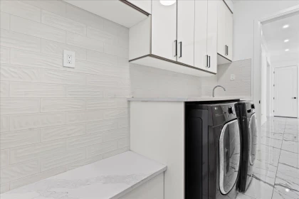 Guest Bathroom Photo of 32597 Willingdon Crescent, Abbotsford, BC