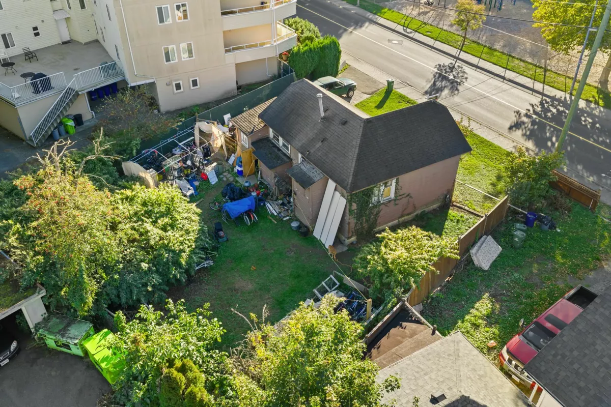 Kitchen Photo of 9430 Young Road, Chilliwack, BC