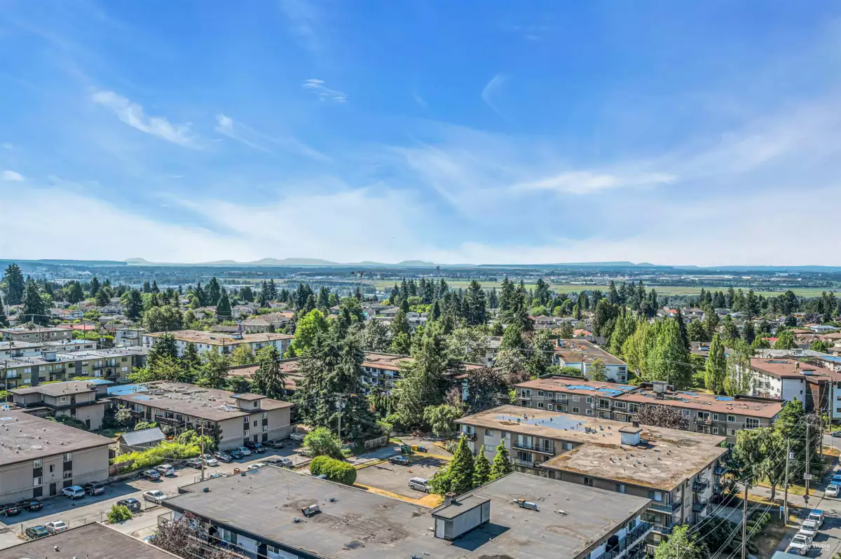 Entry Foyer Photo of 1105 6463 Silver Avenue, Burnaby, BC